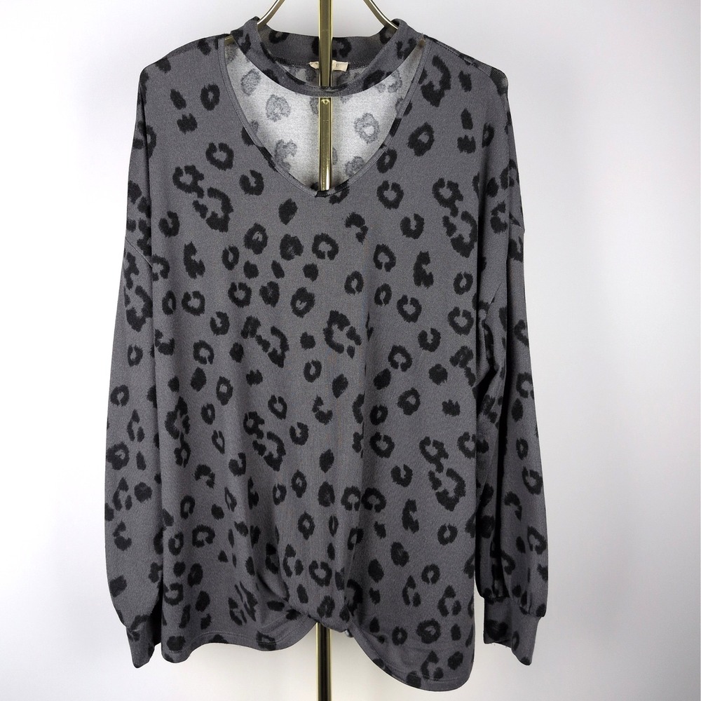 Como Blu Women 2X Top Gray Black Leopard Print Cutout Twist Front CS12882WBLU